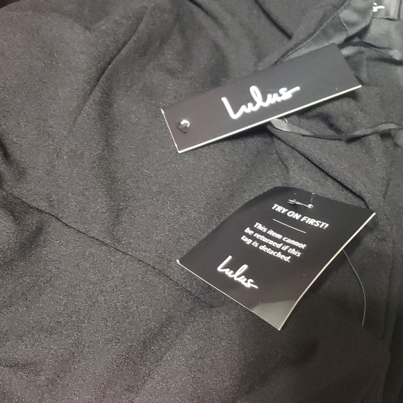 Lulu's NWT Size Small Little Black Dress - Picture 9 of 14